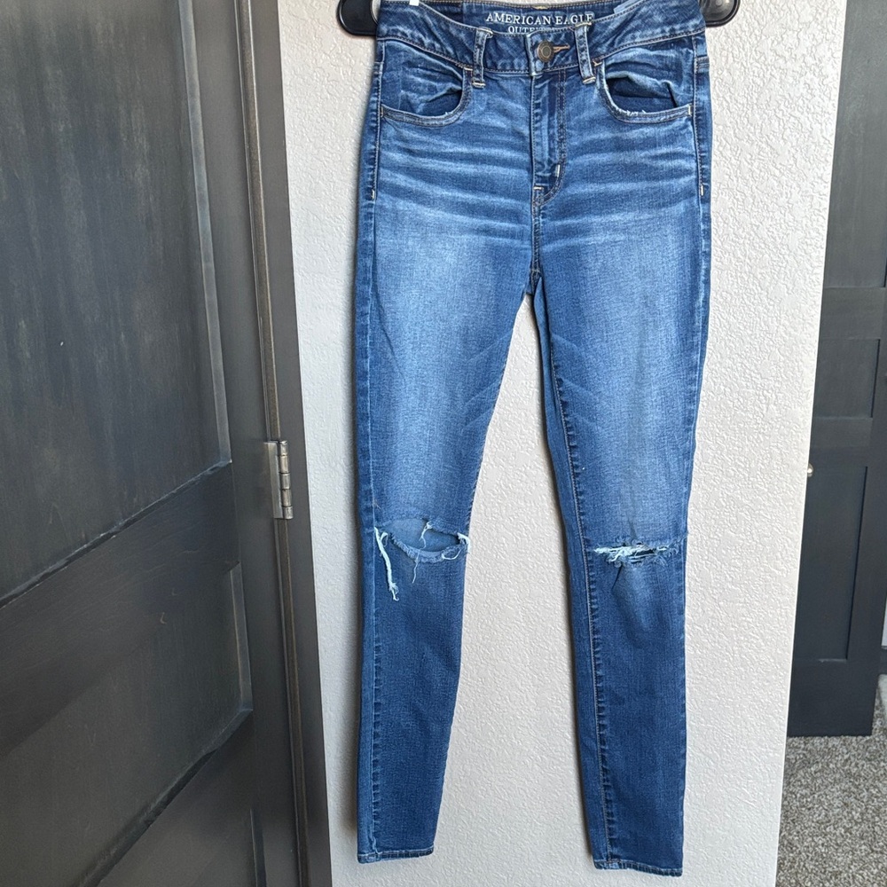 American Eagle Outfitters Women's Distressed Blue Skinny Jeans